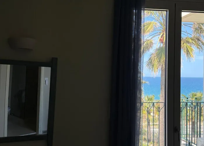 Sea View Villas